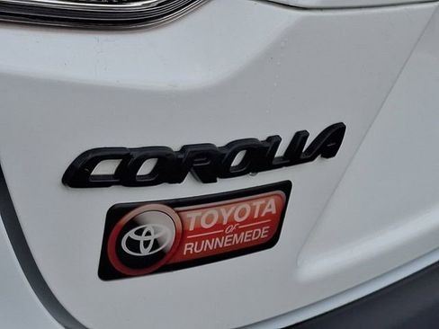 Certified 2024 Toyota Corolla SE FWD image 30