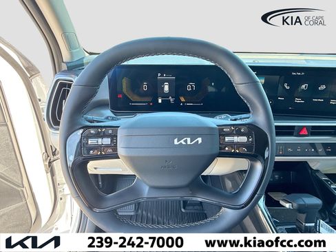 New 2026 Kia Sorento S FWD image 38