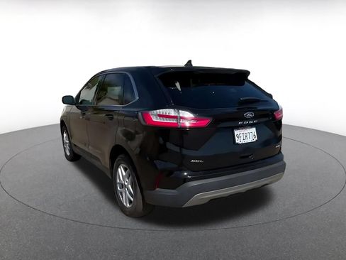 Used 2023 Ford Edge SEL AWD/4WD image 11