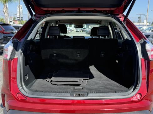 Used 2019 Ford Edge SEL w/ Equipment Group 201A image 10