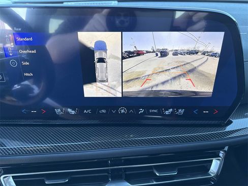 New 2026 Chevrolet Traverse High Country image 18