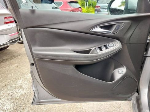 Used 2023 Buick Encore GX Select w/ Sport Touring Package FWD image 18