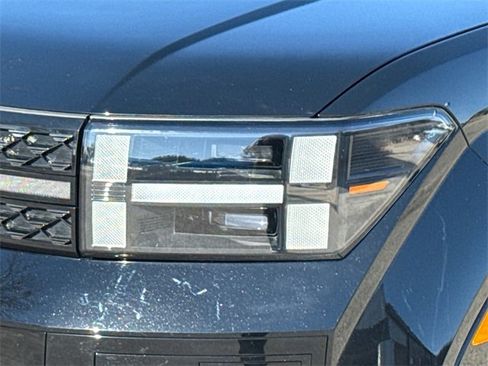 Used 2025 Hyundai Santa Fe Calligraphy image 4