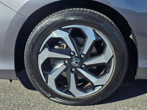 Used 2017 Honda Accord EX-L image 8