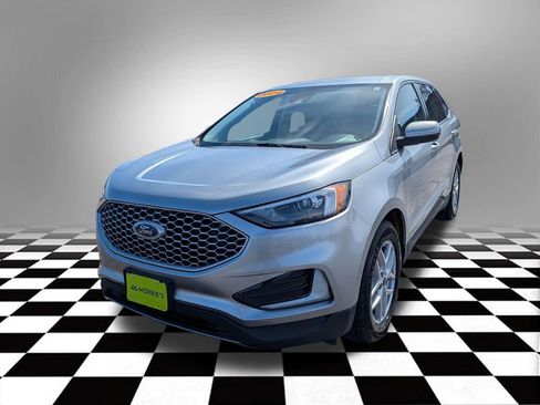 Used 2024 Ford Edge SEL image 3