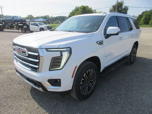 New 2026 GMC Yukon Elevation w/ Elevation Premium Package AWD/4WD image 9