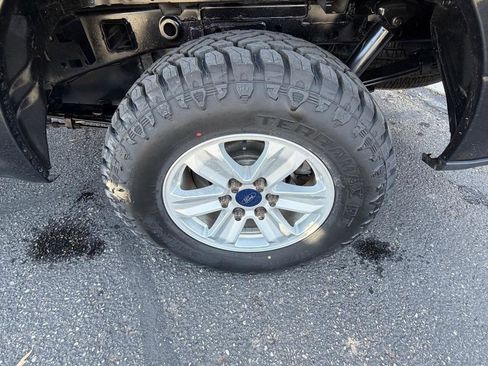 Used 2016 Ford F150 XLT image 26