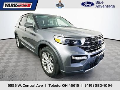 Certified 2023 Ford Explorer XLT w/ Equipment Group 202A