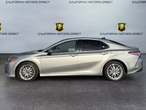 Used 2020 Toyota Camry XLE w/ Driver Assist Package FWD image 2