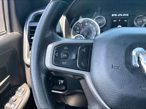 Used 2024 RAM 2500 Tradesman w/ Chrome Appearance Group AWD/4WD image 12