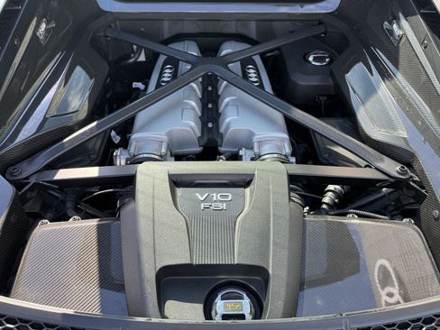 Used 2020 Audi R8 V10 performance image 19