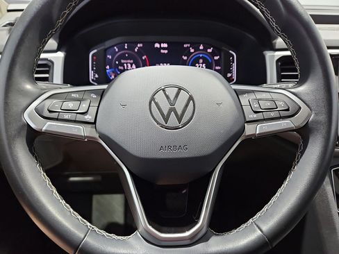Certified 2023 Volkswagen Atlas SE w/ Black Wheel Package FWD image 21