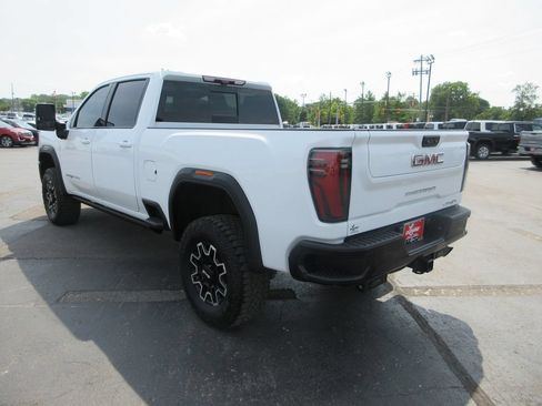Certified 2024 GMC Sierra 2500 AT4X AWD/4WD image 10