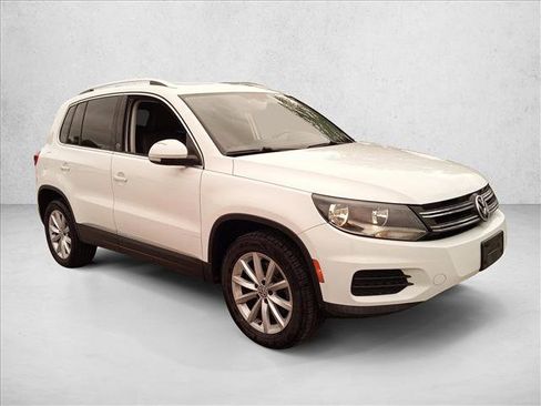 Used 2017 Volkswagen Tiguan Wolfsburg Edition image 3