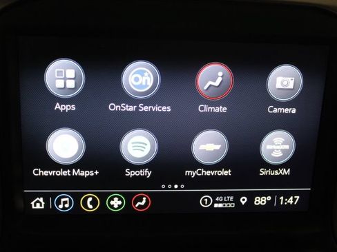 Used 2021 Chevrolet Silverado 1500 LT Trail Boss w/ Convenience Package II AWD/4WD image 3