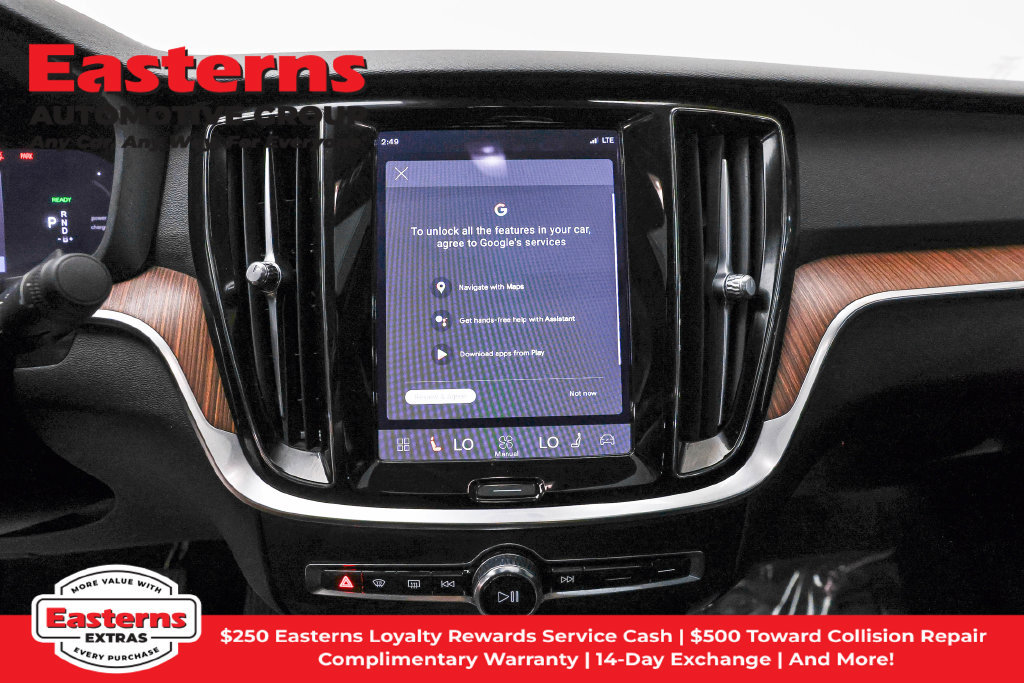 Used 2023 Volvo S60 T8 Plus AWD/4WD image 13