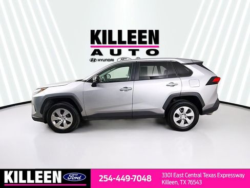 Used 2024 Toyota RAV4 LE image 4