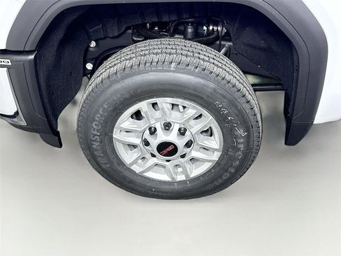 New 2026 GMC Sierra 2500 Pro w/ Convenience Package image 22