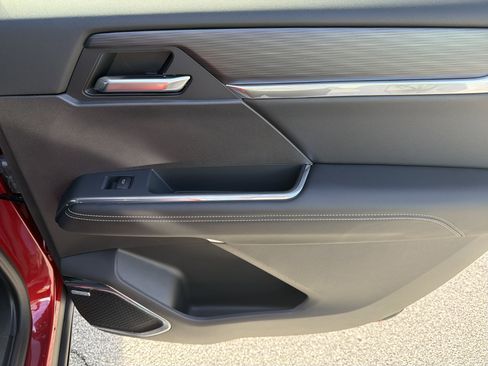 New 2026 GMC Acadia Elevation image 19