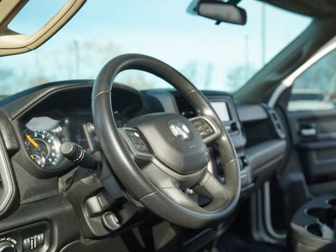 Used 2019 RAM 2500 Tradesman w/ Chrome Appearance Group image 26