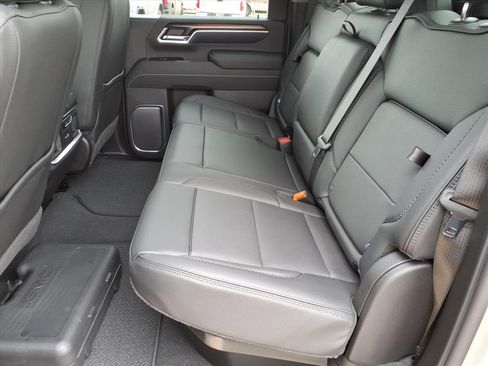 New 2026 GMC Sierra 2500 Denali w/ Denali Reserve Package image 13