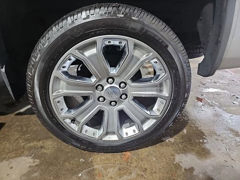 Used 2018 GMC Sierra 1500 Denali w/ Denali Ultimate Package image 39