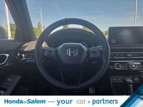 Used 2025 Honda Civic Sport image 15
