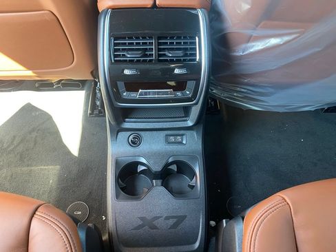New 2027 BMW X7 xDrive40i w/ Executive Package AWD/4WD image 9