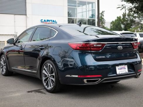 Used 2018 Kia Cadenza Technology FWD image 11