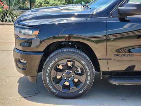 New 2026 RAM 1500 Express AWD/4WD image 10