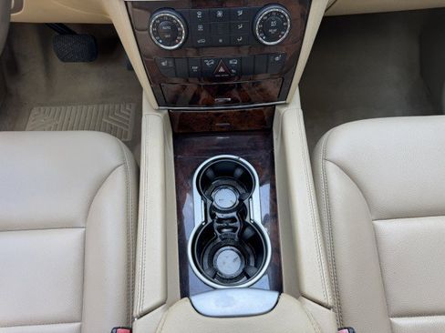 Used 2011 Mercedes-Benz ML 350 4MATIC image 35