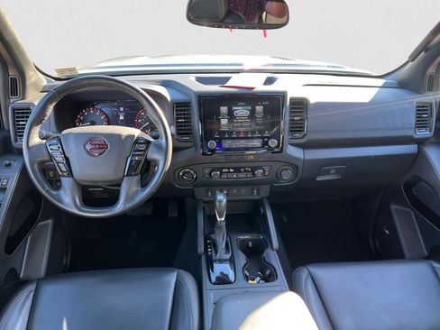 Certified 2022 Nissan Frontier PRO-4X w/ Pro-4X Premium Package image 12