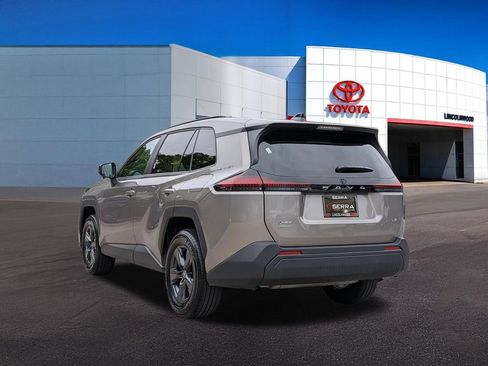 Used 2026 Toyota RAV4 LE AWD/4WD image 12