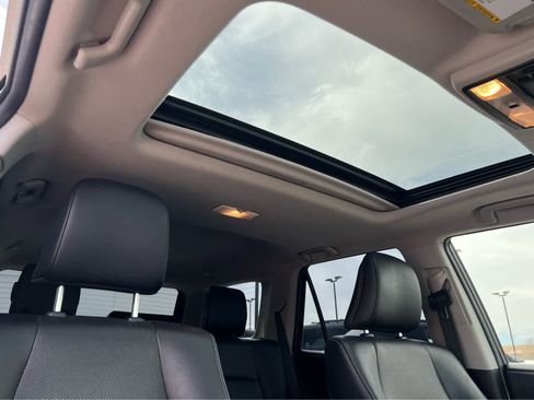 Used 2019 Toyota 4Runner Limited AWD/4WD image 21