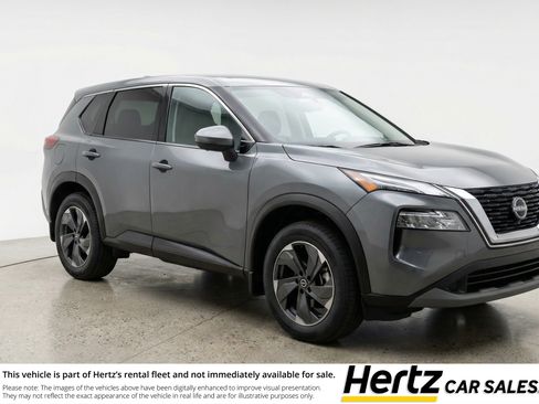 Used 2025 Nissan Rogue SV AWD/4WD image 1