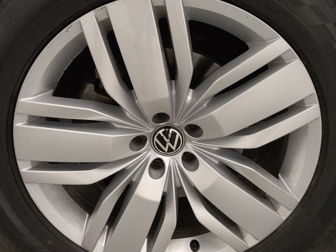 Used 2021 Volkswagen Atlas SEL R-Line AWD/4WD image 31