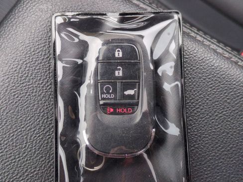 Used 2024 Honda Civic EX-L image 34