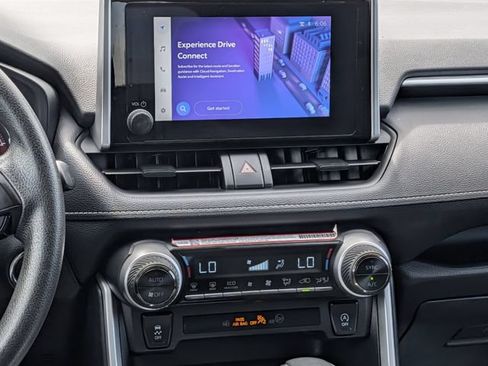 Used 2025 Toyota RAV4 XLE w/ Convenience Package FWD image 15