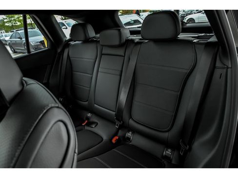 New 2026 Mercedes-Benz GLC 300 4MATIC image 9