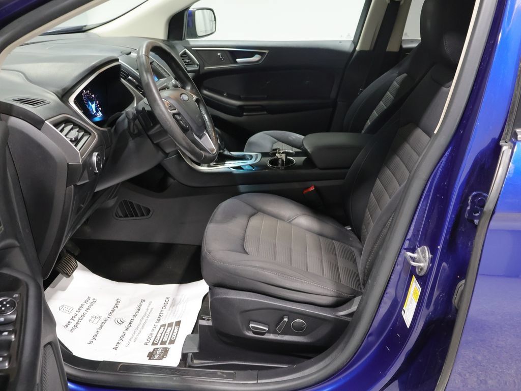 Used 2015 Ford Edge SEL AWD/4WD image 9