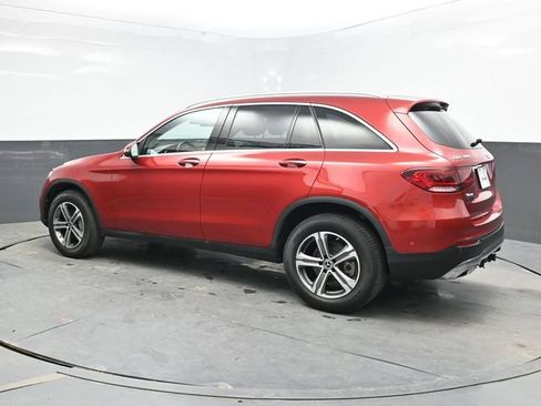 Used 2022 Mercedes-Benz GLC 300 4MATIC image 4