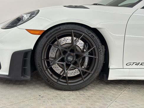 Certified 2023 Porsche 718 Cayman GT4 RS RWD image 13