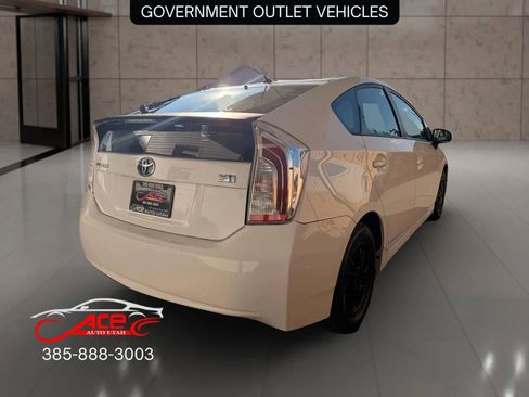 Used 2014 Toyota Prius One image 7