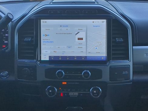 Certified 2022 Ford F450 Lariat w/ Lariat Ultimate Package image 16