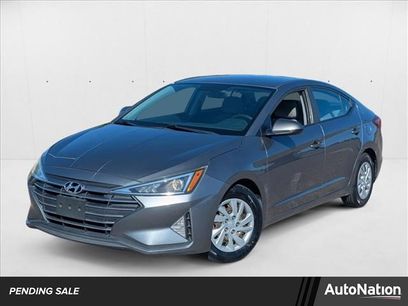 Used 2019 Hyundai Elantra SE