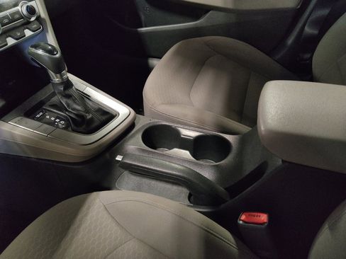 Used 2020 Hyundai Elantra Value Edition FWD image 26