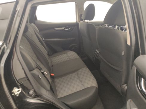 Used 2022 Nissan Rogue Sport SV FWD image 19