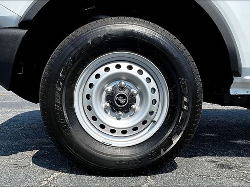 New 2025 Ford Bronco 4-Door image 12