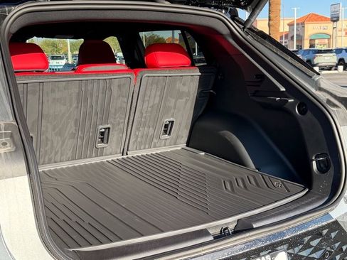 New 2026 Chevrolet Equinox EV RS image 9