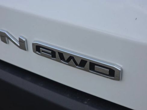 New 2027 GMC Terrain Elevation w/ Elevation Premium Package AWD/4WD image 18